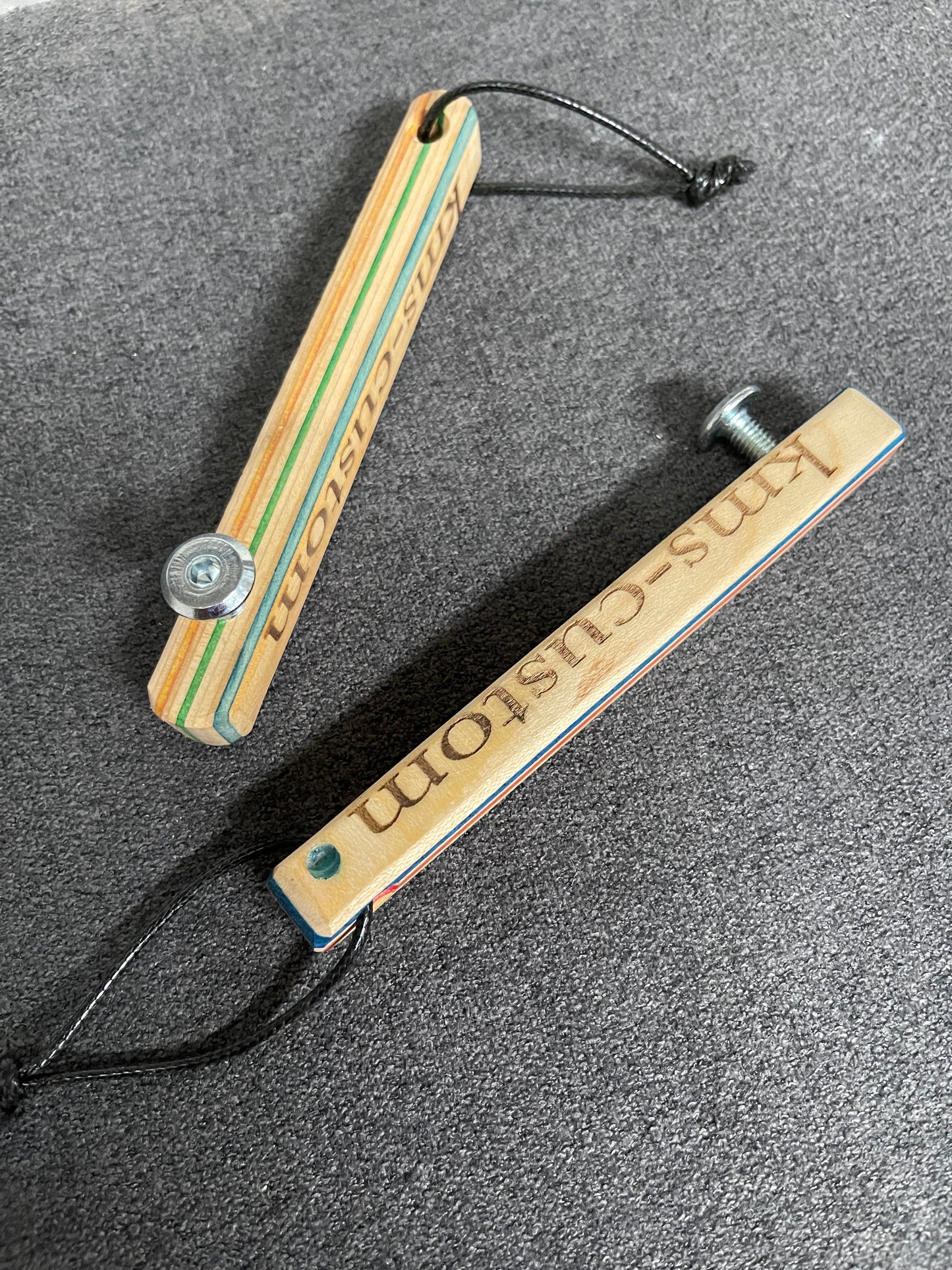 Décapsuleur en planche de Skate