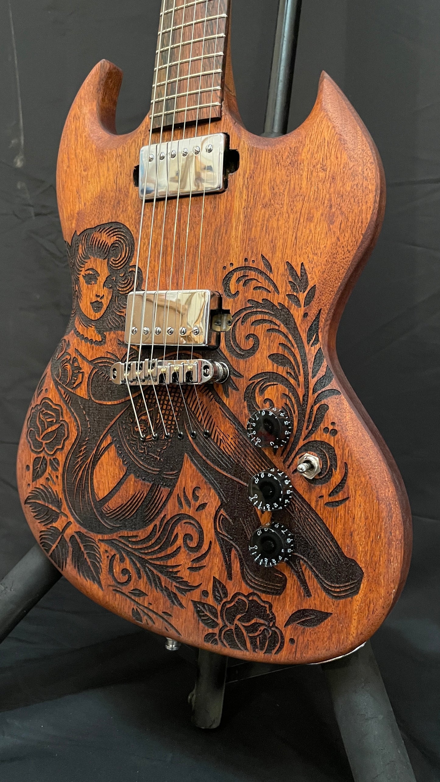 SG Pin-up